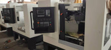 Load image into Gallery viewer, VMC425 Cnc Milling Machine For Metal With Bt30 Belt Spindle With Automatic Tool Changer